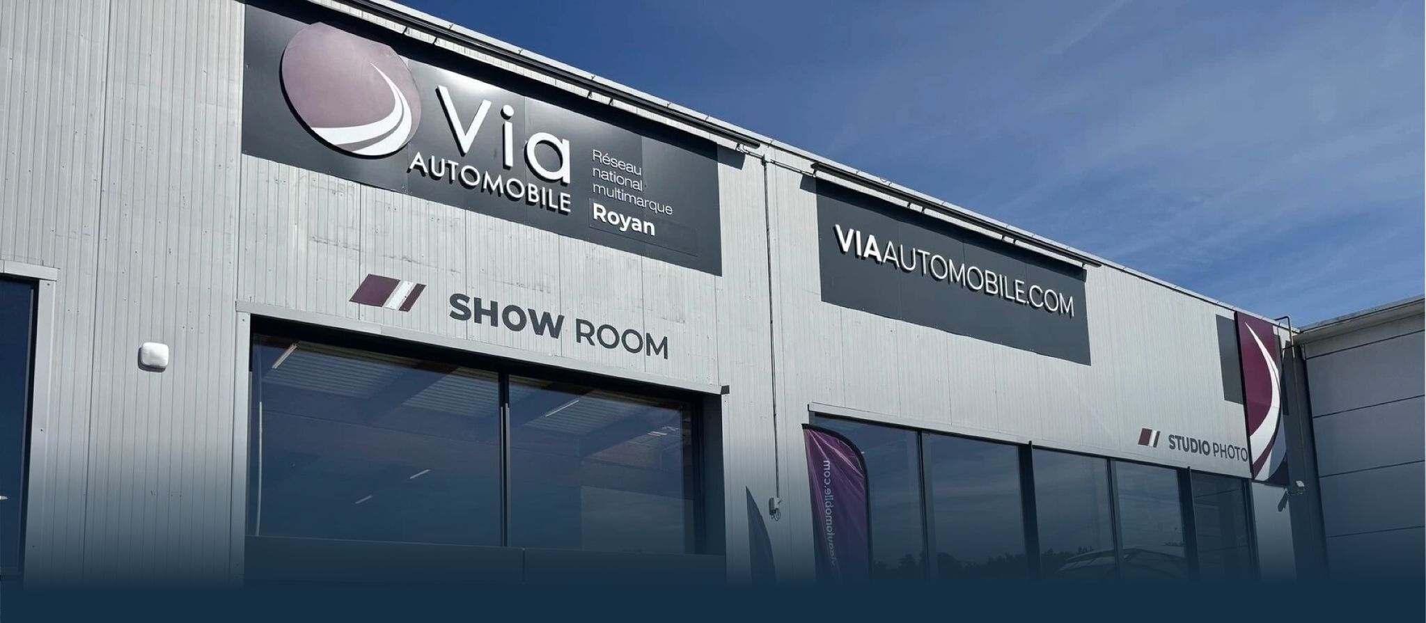 agence-devanture-royan-via-automobile-vehicule-occasion-(1).jpg